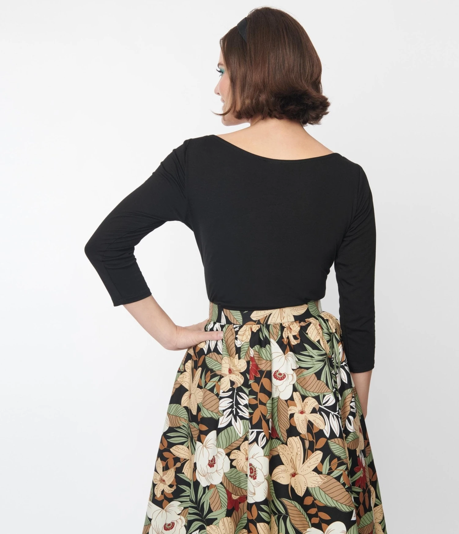 Black Quarter Sleeve Surplice Top - Image 2