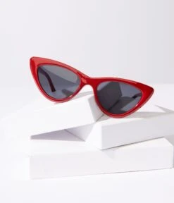 Lipstick Red & Black Tint Cat Eye Sunglasses