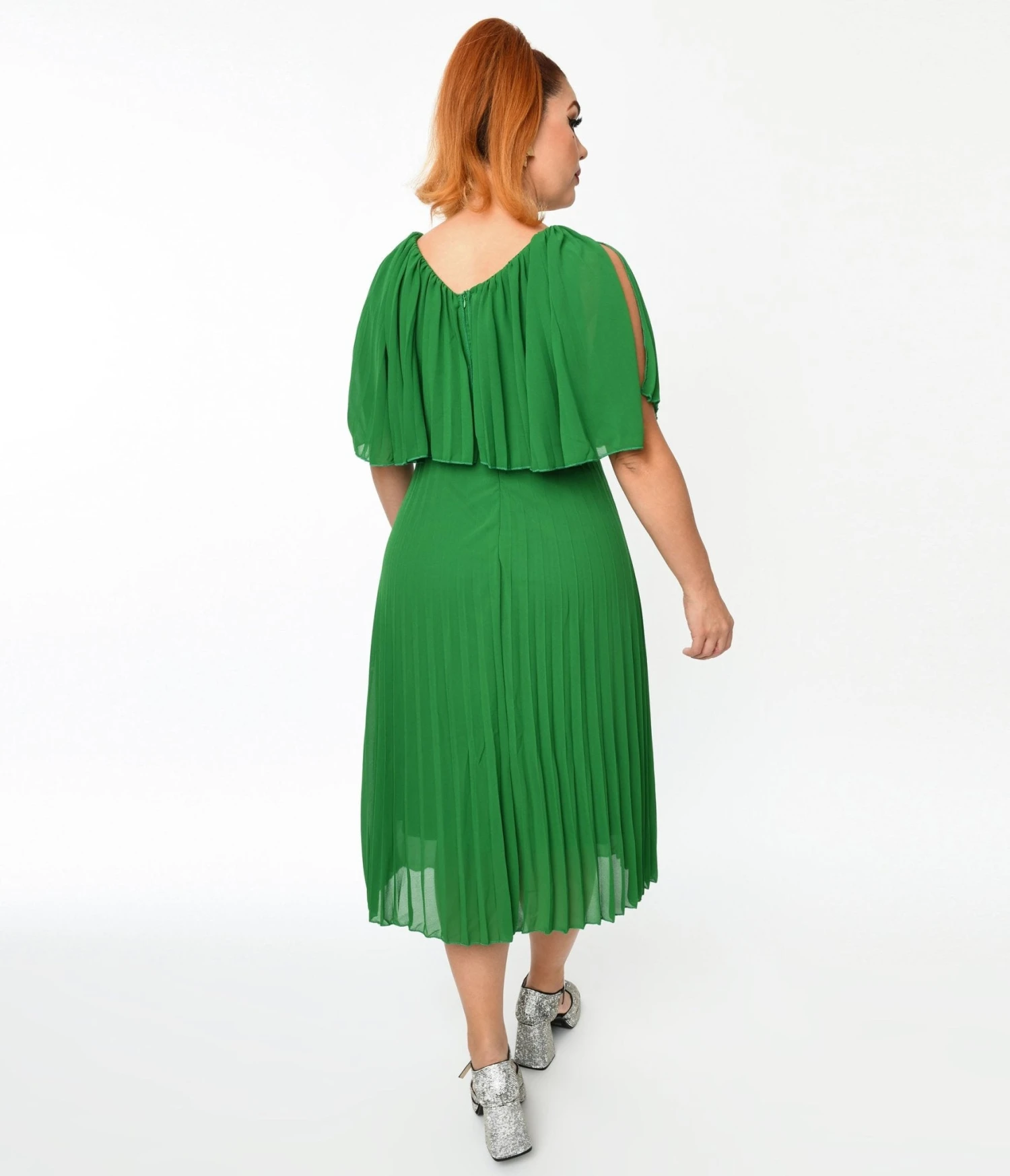 Plus Size Green Pleated Midi Dress - Image 3