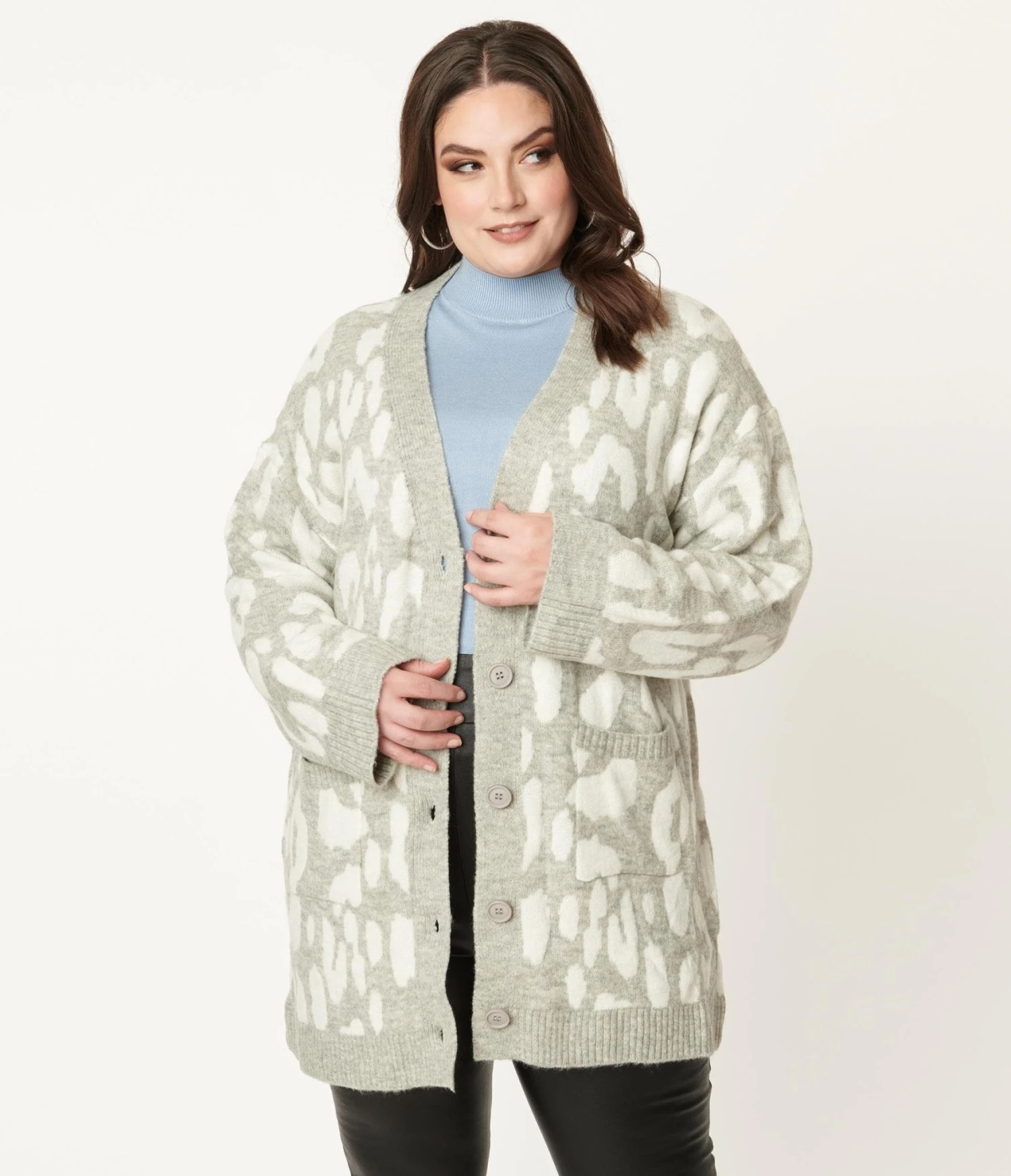 Plus Size Grey Leopard Print Long Cardigan - Image 4