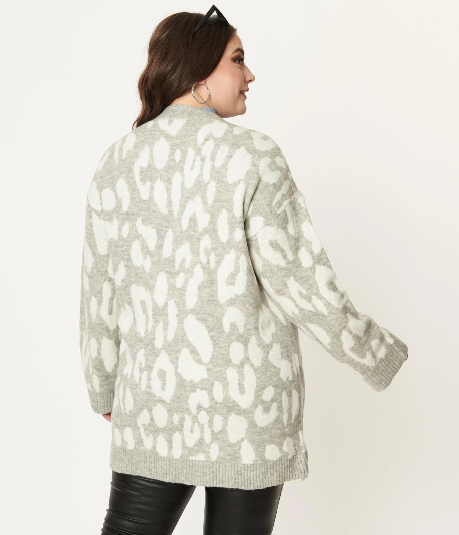 Plus Size Grey Leopard Print Long Cardigan - Image 3
