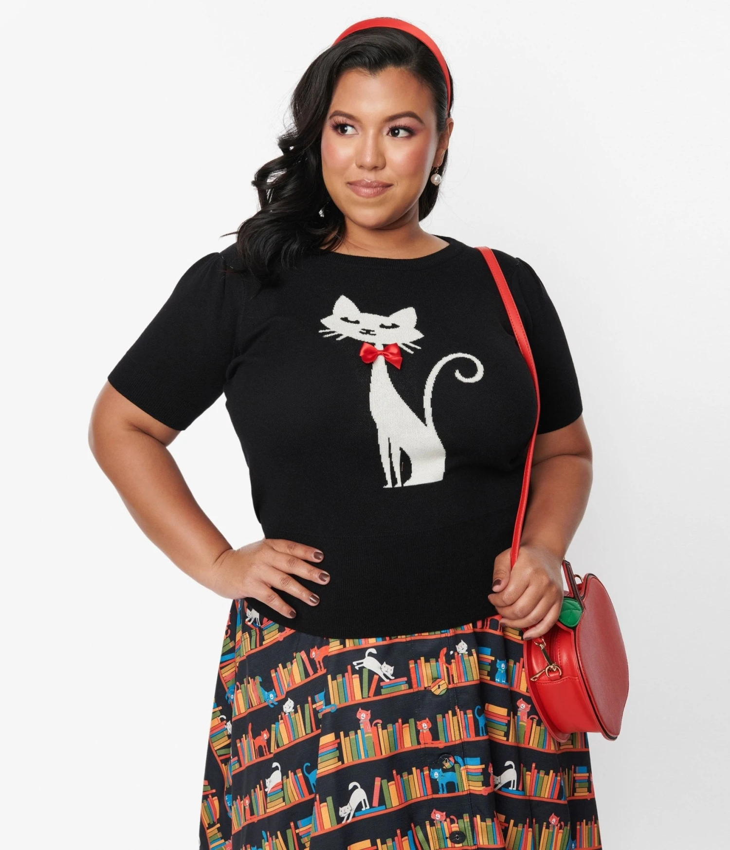 Unique Vintage Black & White Cat Sweater