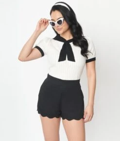 Unique Vintage Ivory & Black Neck Tie Park City Sweater