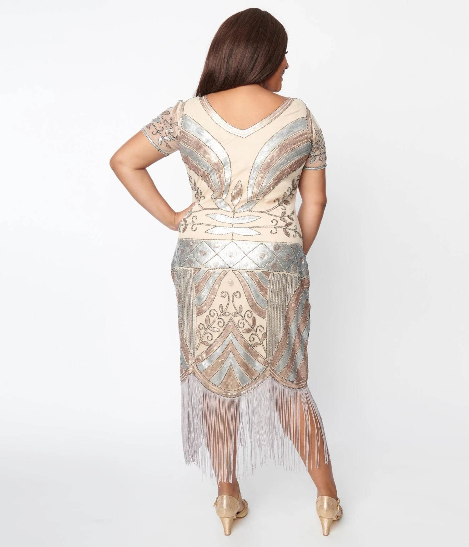 Unique Vintage Plus Size 1920s Beige & Silver Deco Sequin Short Sleeve Flapper Dress - Image 2