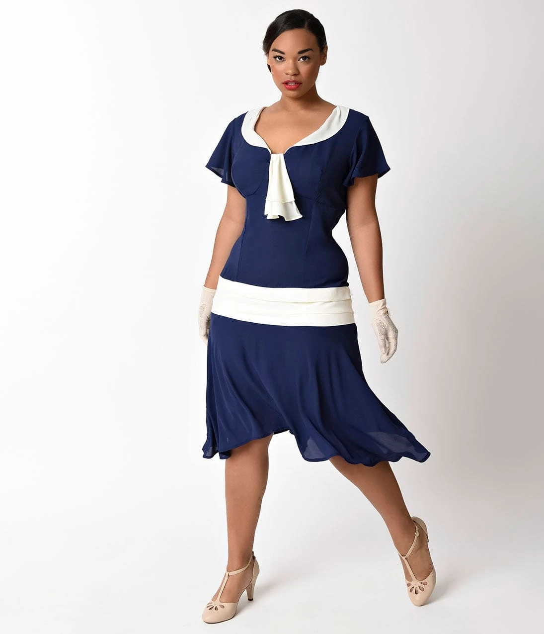 Unique Vintage Plus Size 1920s Navy Blue & Ivory Wilshire Flapper Day Dress - Image 5