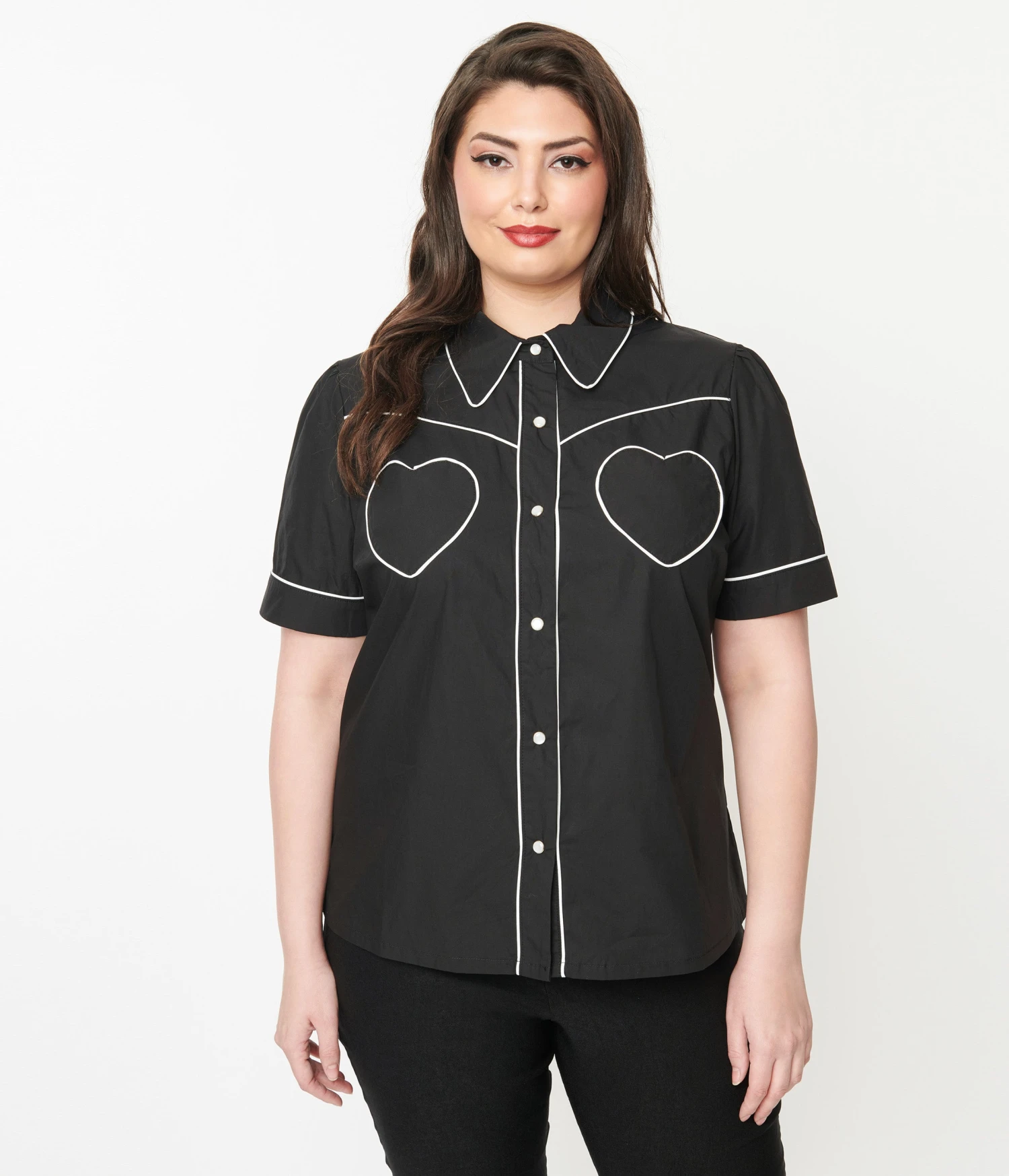 Unique Vintage Plus Size Black Heart Pocket Top - Image 2