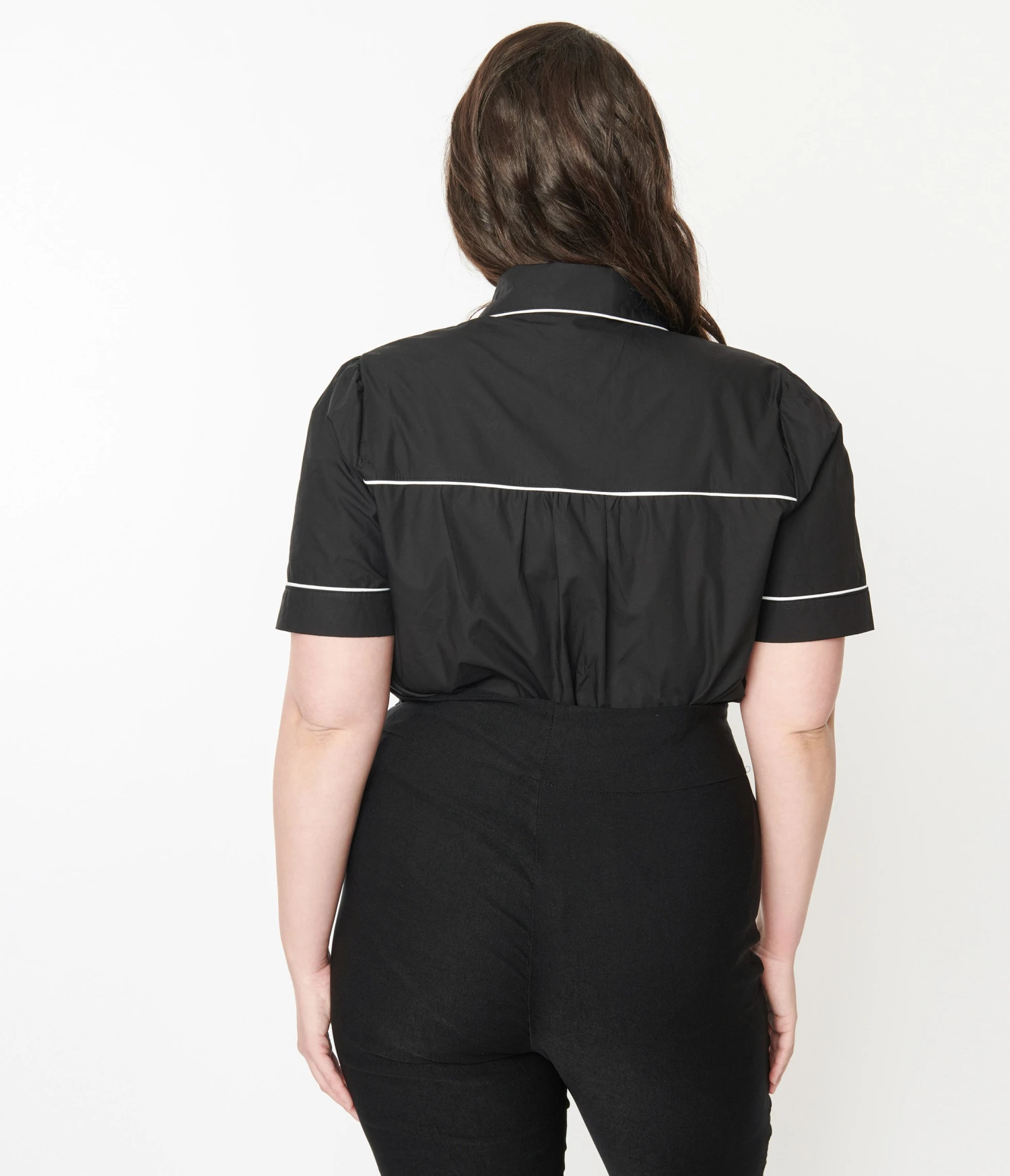 Unique Vintage Plus Size Black Heart Pocket Top - Image 3
