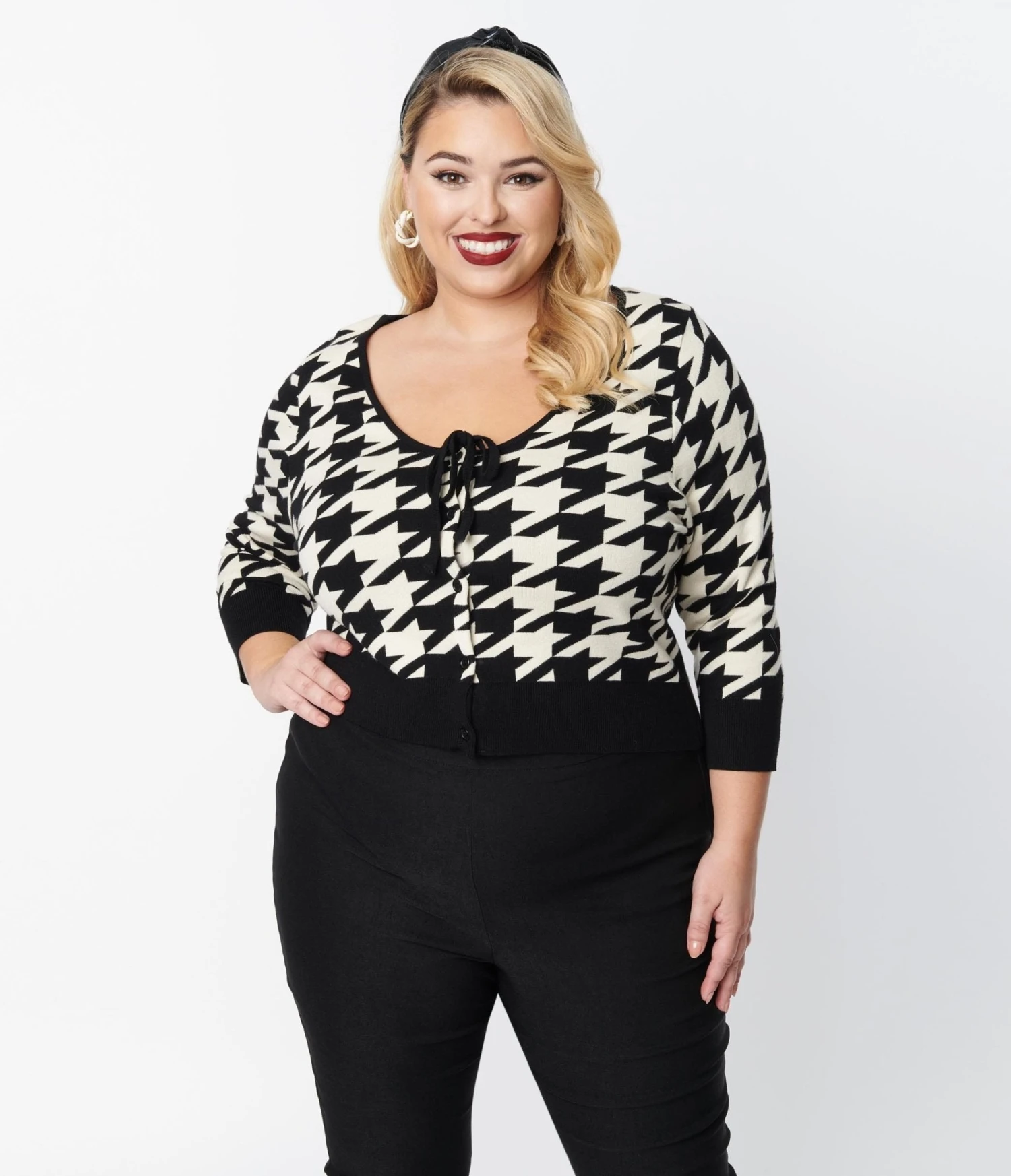 Unique Vintage Plus Size Black & Ivory Houndstooth Dandy Cardigan - Image 4