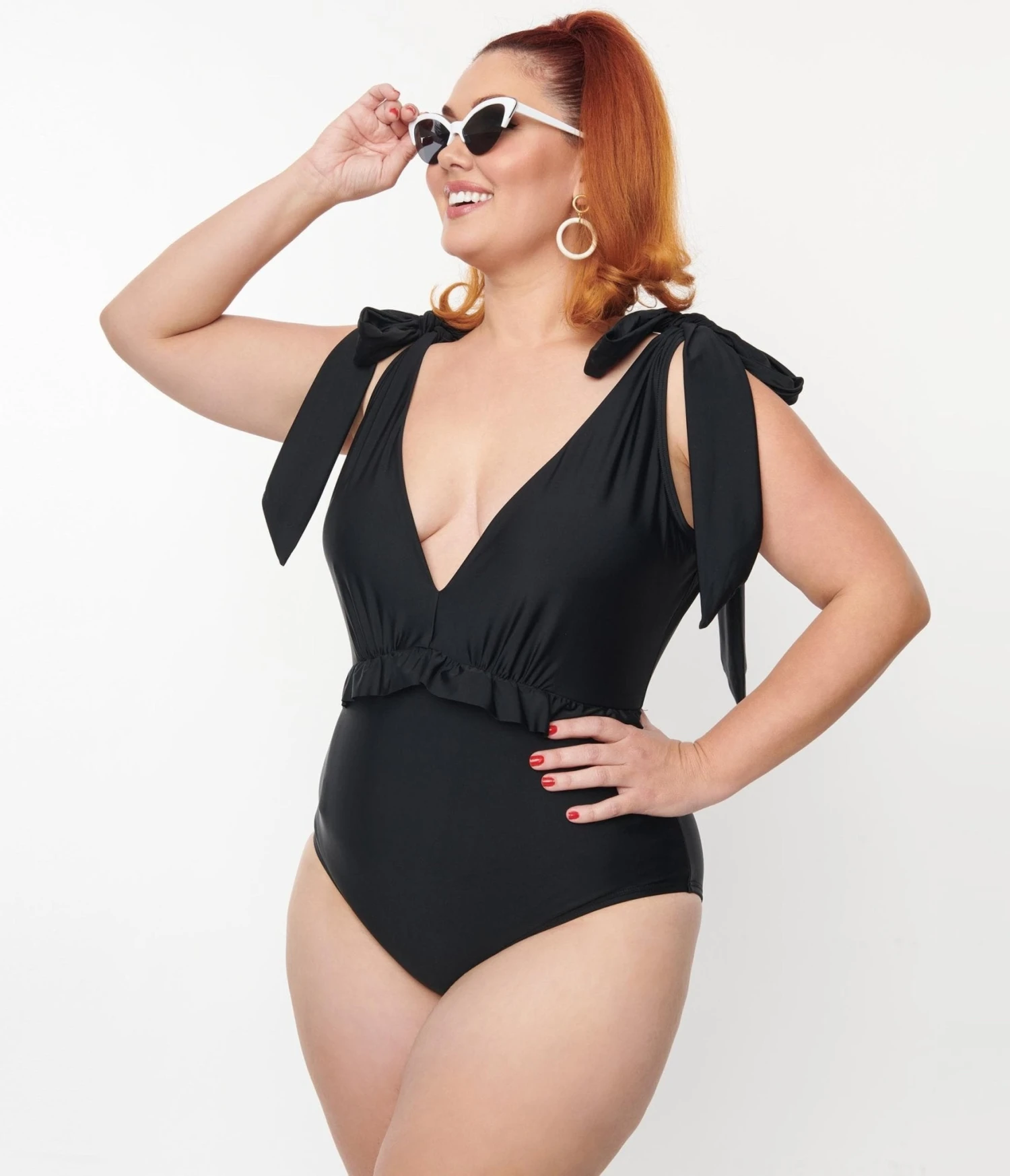 Unique Vintage Plus Size Black Plunge One Piece Swimsuit - Image 4