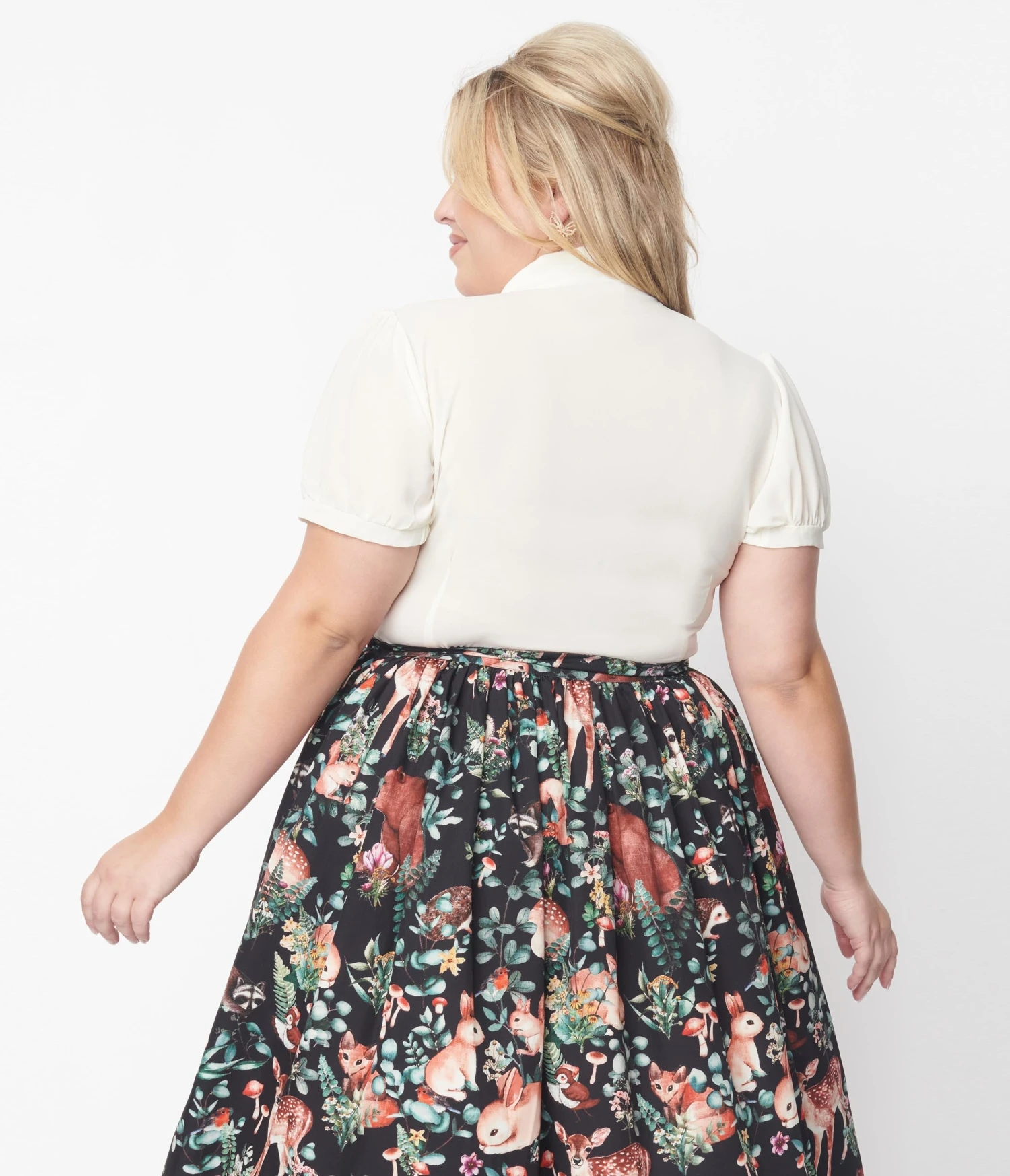 Unique Vintage Plus Size Ivory Tie Neck Button Blouse - Image 2