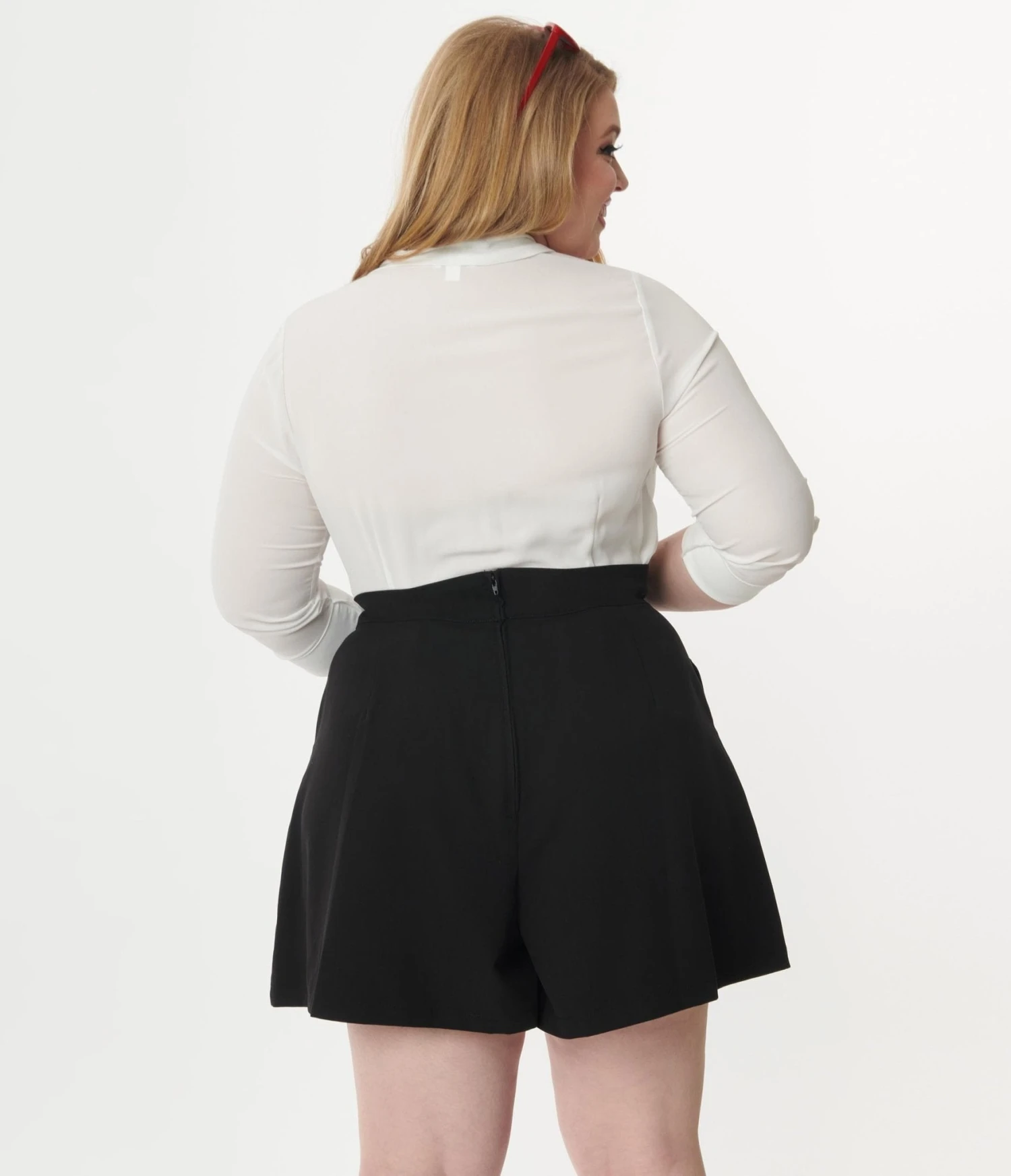 Unique Vintage Plus Size White Bow Olivia Blouse - Image 2