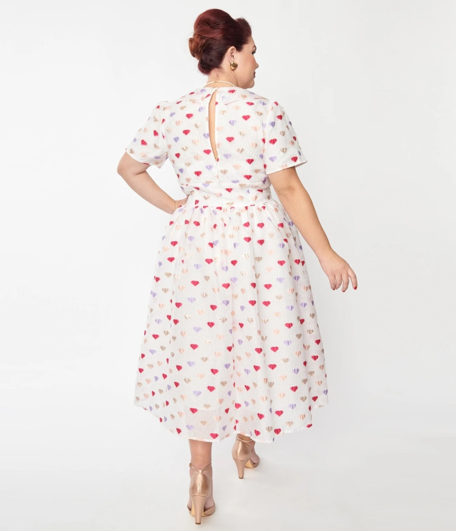 Unique Vintage Plus Size White & Multi Hearts Crinkle Libby Swing Dress - Image 3