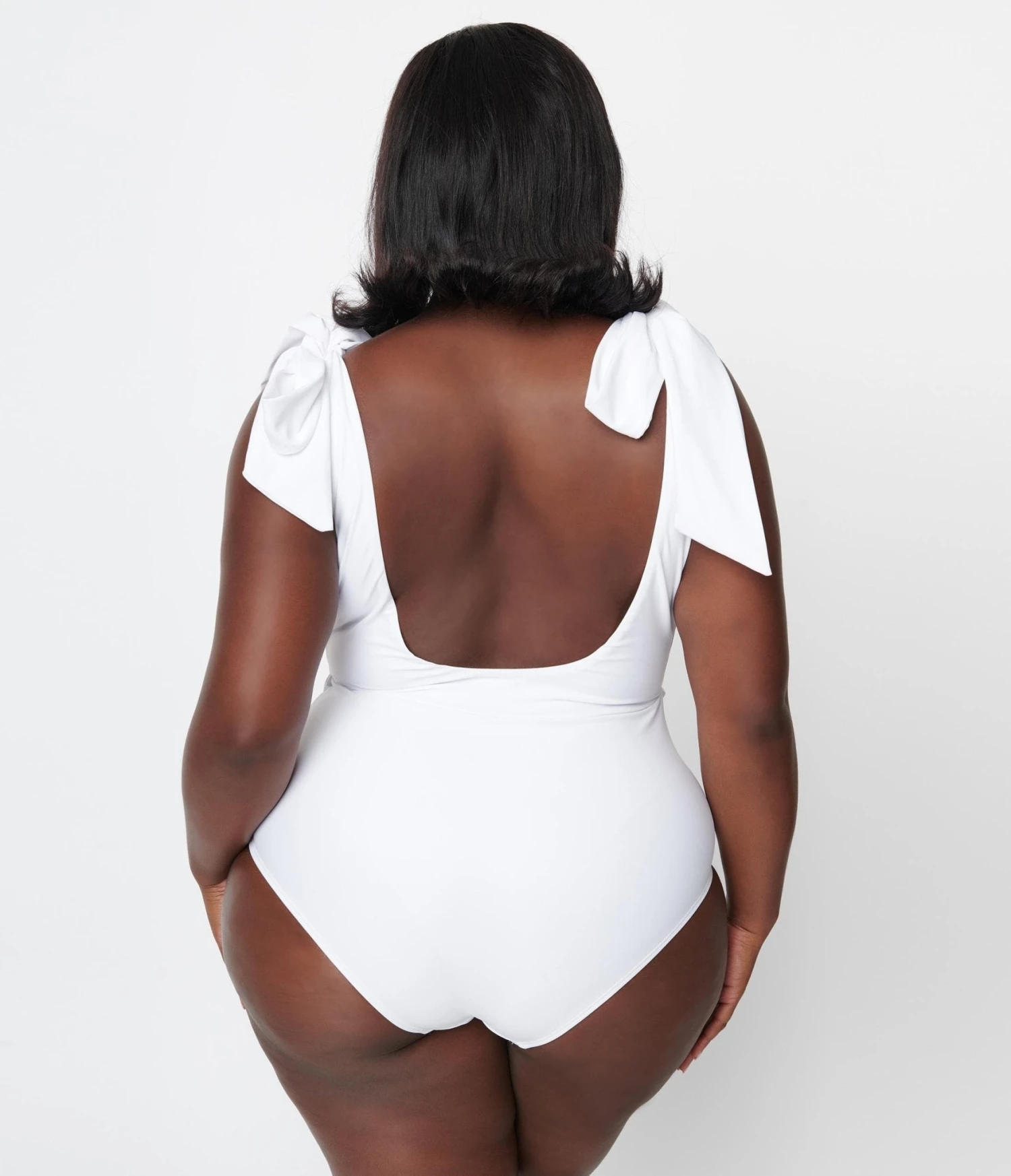 Unique Vintage Plus Size White Plunge One Piece Swimsuit - Image 2